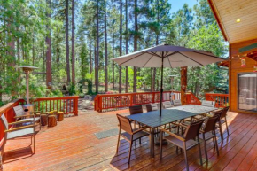 Hot Tub and Game Room All-Season Pinetop Cabin